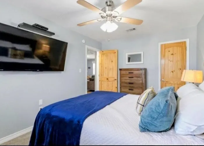 The Sandi Clam Condo! Holiday home *